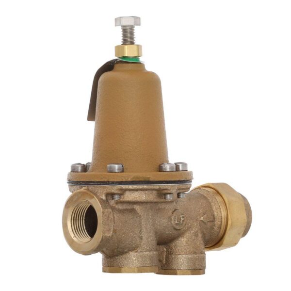 Adjustable water pressure reduce regulator