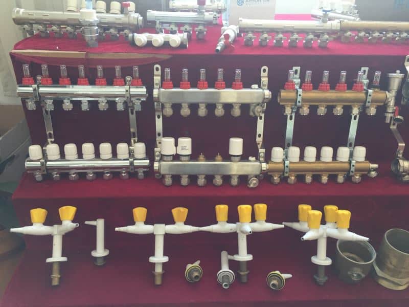 manifolds display